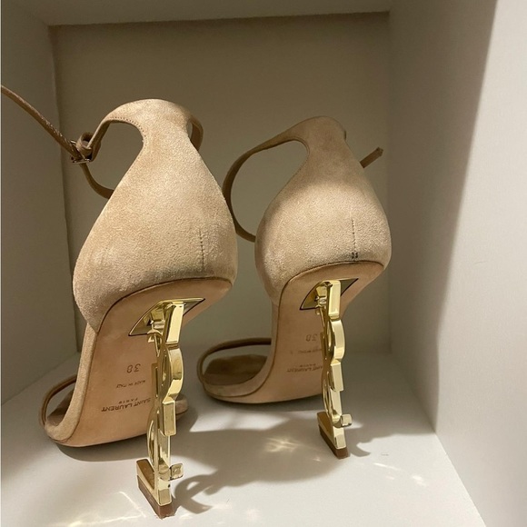 YSL heels - Picture 3 of 4